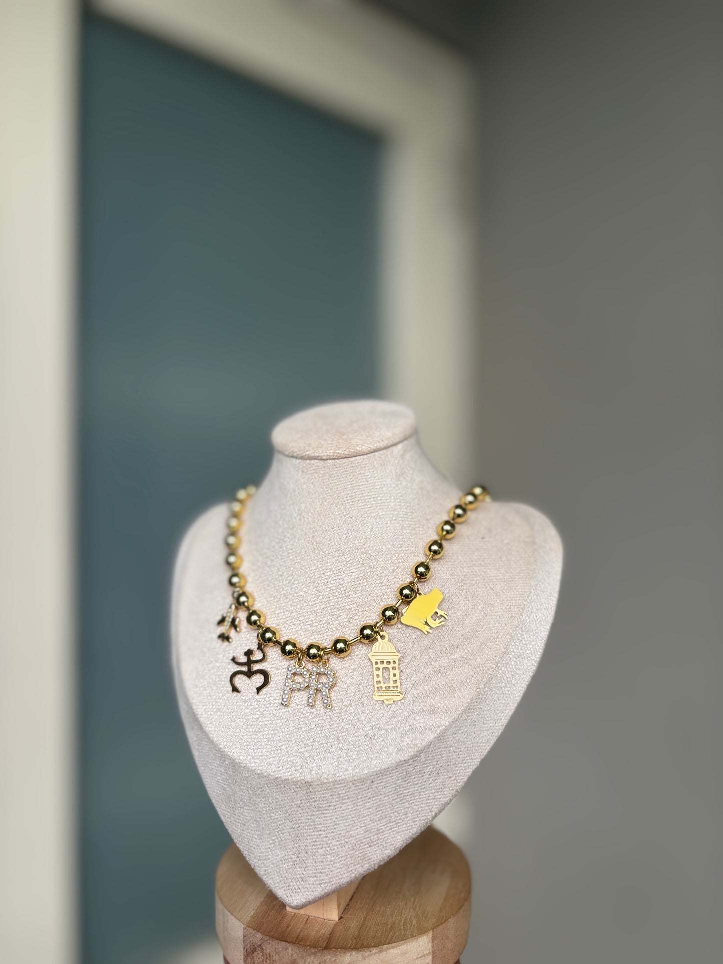 PR CHARMS NECKLACE
