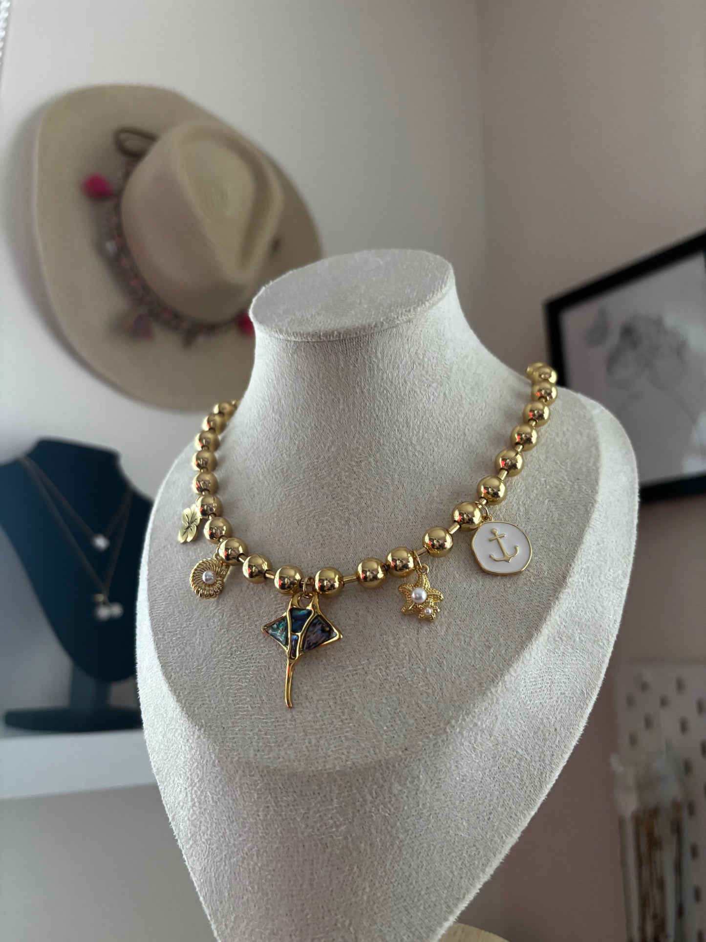 Mantarraya Charms Necklace