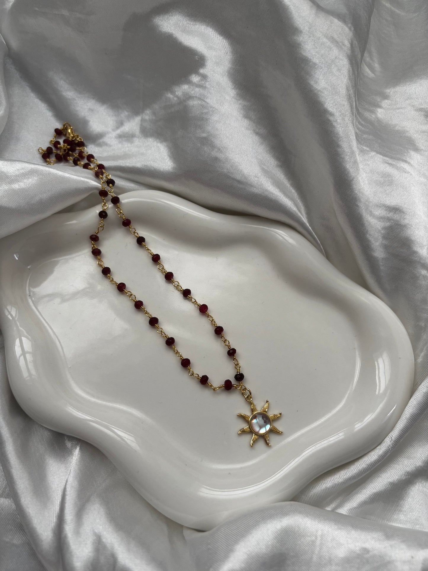 SOLEI NECKLACE