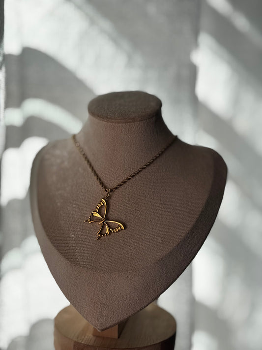 BUTTERFLY NECKLACE