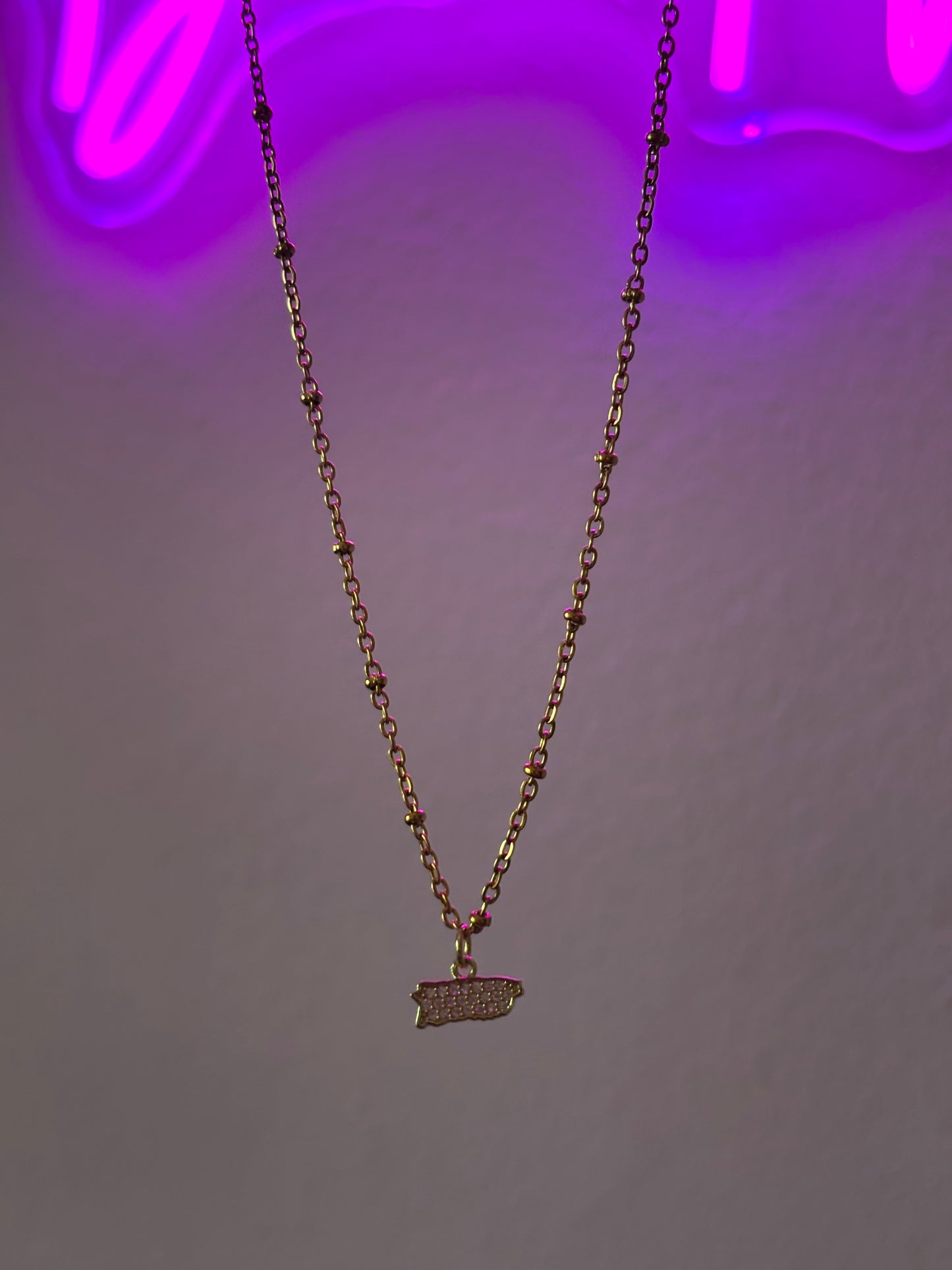 ISLA BENDITA NECKLACE
