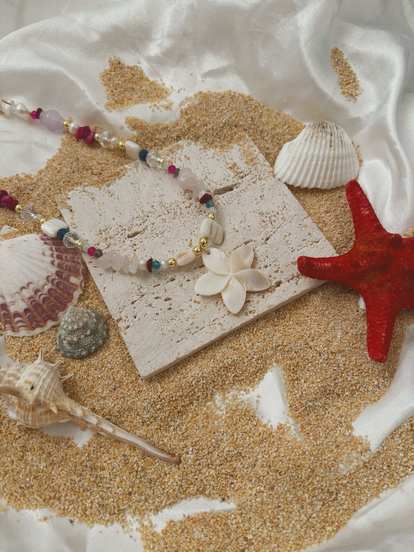 MOANA NECKLACE